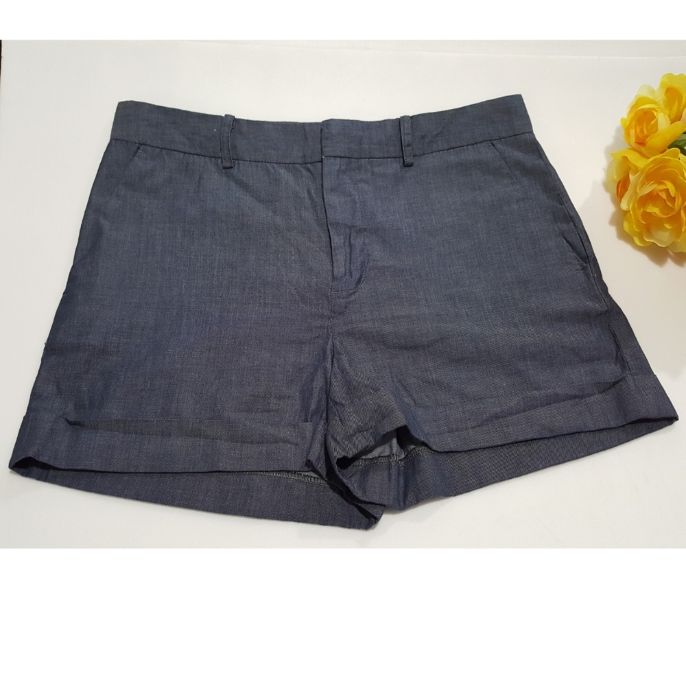 DKNY treasure shorts Sz 10